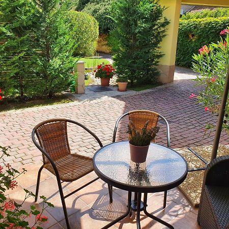 Gardenia Apartman Эстергом Экстерьер фото